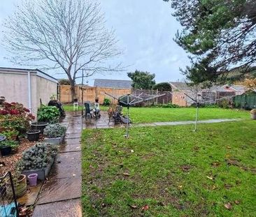 St Martins Court, Weston-super-mare, BS22 - Photo 3