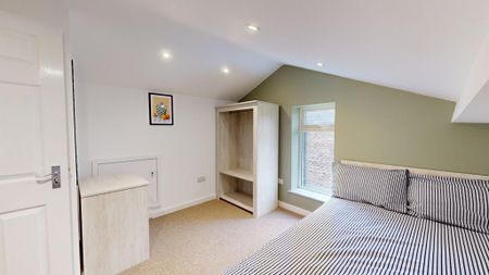 6 bedroom house to rent - Photo 2