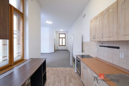 Apartment for rent, 4+kk - 3 bedrooms, 83m - Fotografie 2