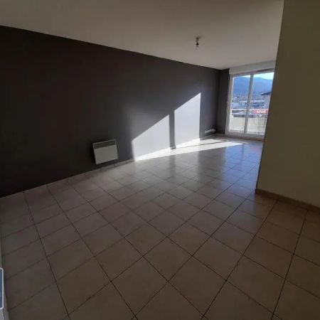 Appartement à louer 2 pièces 46.91m² - Photo 3