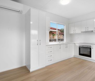 For Lease: Brand new Private & Low-Maintenance Granny Flat for Easy... - Photo 2