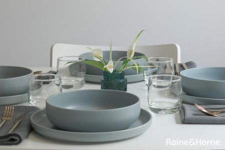 2 BEDROOM : 2 BATHROOM : FULLY FURNISHED : CLOSE TO TOWN & BEACH - Photo 3