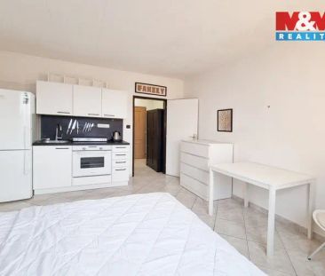 Pronájem bytu 1+kk, 20 m - Photo 3