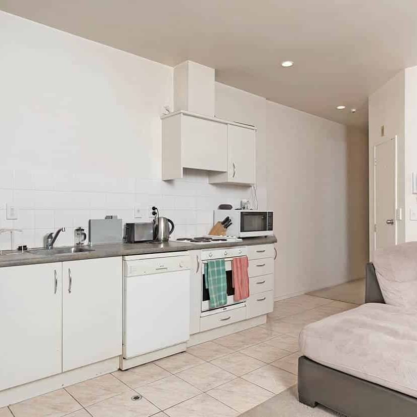 Spacious UNFURNISHED Apartment on Wakefield - Photo 1