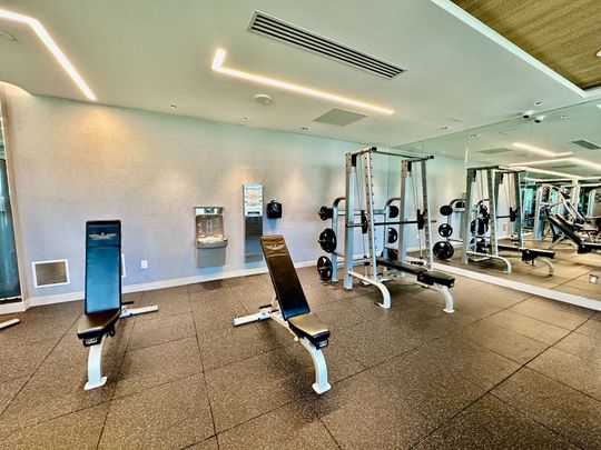 For Lease - 65 Annie Craig Drive Unit# UPH06, Toronto, Ontario - Photo 1