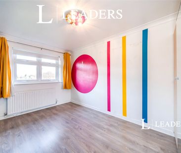 3 bedroom house to rent Winchester Avenue, Great Sankey, Warrington... - Photo 1