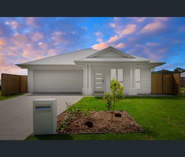 22 Baronia Crescent, Holloways Beach, Qld 4878 - Photo 1