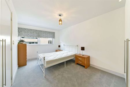 Smart one bedroom apartment with balcony to rent in this popular location. - Photo 5