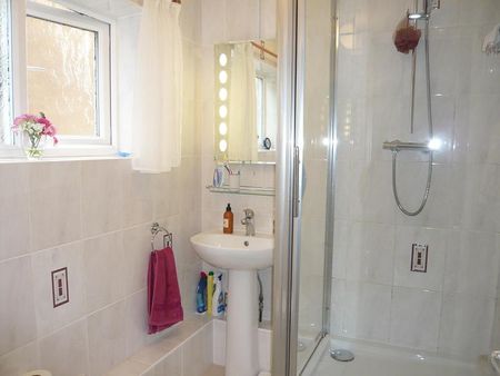 2 bedroom apartment to rent Eagles, Faringdon, Oxfordshire, SN7 - Photo 5