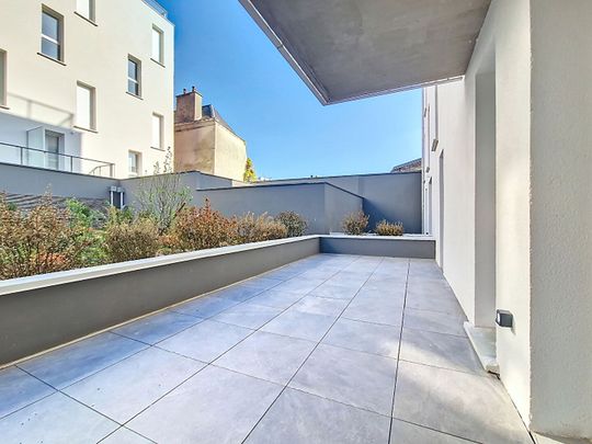 Apartment - Photo 1