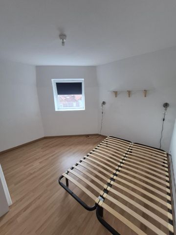 Location Appartement 3 pièces 72m² LILLE 59000 - Photo 5