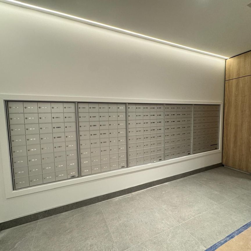 For Lease - 801 The Queensway N/A Unit# 202, Toronto, Ontario - Photo 1