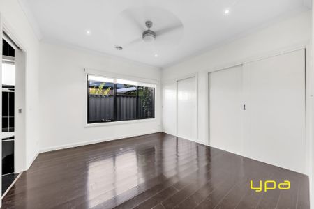 49 Rockwall Dr, Craigieburn - Photo 3