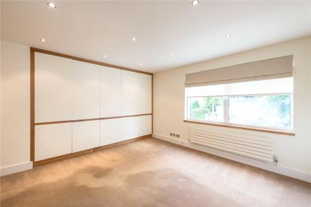 5 bedroom detached house to rent - Photo 4