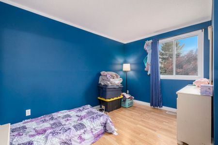 For Lease - 45 Raftus Square, Barrhaven, Ontario - Photo 2