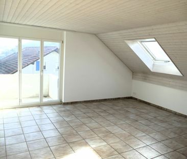 3.5-Zimmer-Dachwohnung "uf der Flue 6 in Liesberg" - Foto 1