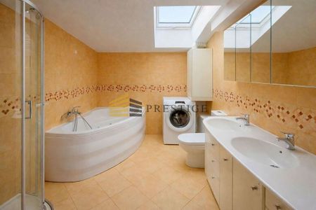 Warszawa, Śródmieście, Szwoleżerów - Photo 4