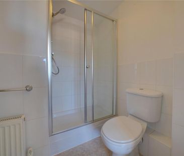 3 bedroom end of terrace house to rent - Photo 6