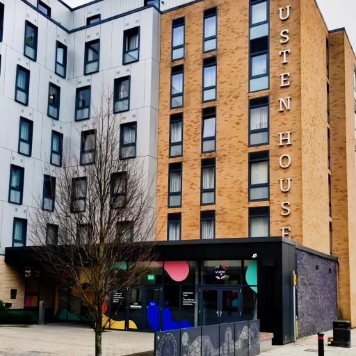 Standard En-Suite - Photo 1