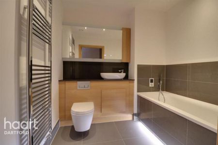 2 bedroom apartment to rent - Photo 5