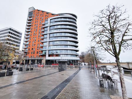Putney Wharf Tower, Brewhouse Lane, London SW15 - Photo 4