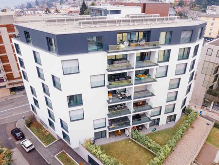 Ampio e moderno appartamento di 2.5 locali - a 2 passi dal centro - Foto 3