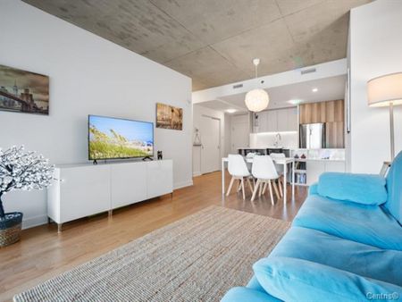 Condo moderne de 2 chambres et de 2 salles de bains situé au Dix30 - Photo 4