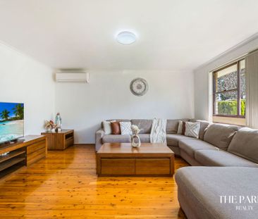 4 Rickard Road, Bossley Park – Updated Family Home for Rent - Photo 1