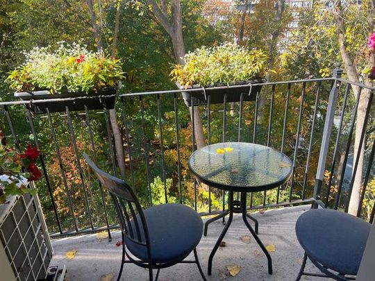3445 Av. Ridgewood - Photo 1