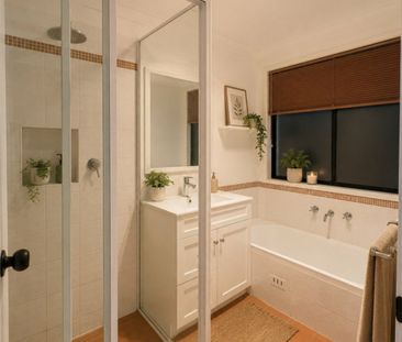 38 Wollomombi st, Hoxton Park NSW - Photo 3