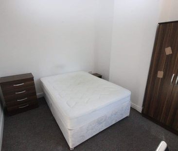 Room , Norfolk Street - Photo 3