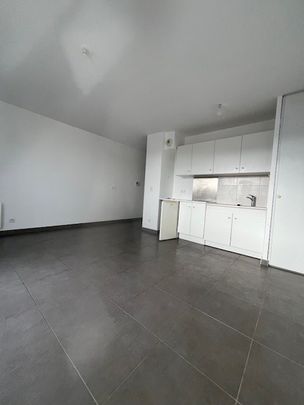 STUDIO MEUBLE - CENTRE GARE - 25M² - Photo 1