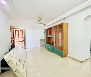 Blk 525 Pangshan Valley (Bukit Panjang), HDB Executive - For Rent - Photo 1