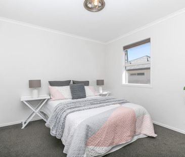 A Honey in Ham East - Photo 6