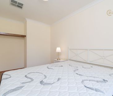 Close to All Amenities and Parklands @$750 Per Week - Photo 6
