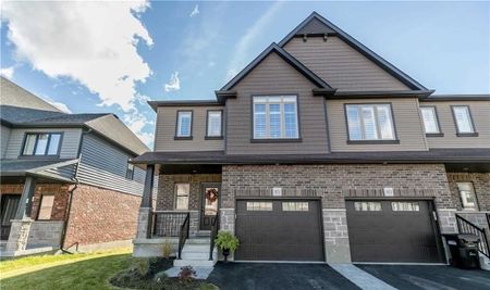 For Lease - 971 Wright Drive, Midland, Ontario - Photo 3