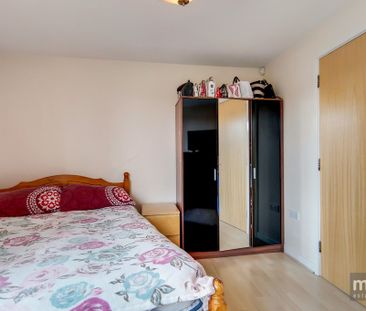 Lanacre Avenue, London, NW9 - Photo 3