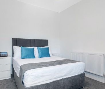 2 bedroom flat to rent - Photo 4