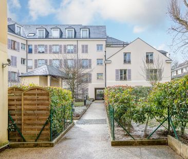 location Appartement T4 DE 99.9m² À VERSAILLES - Photo 6