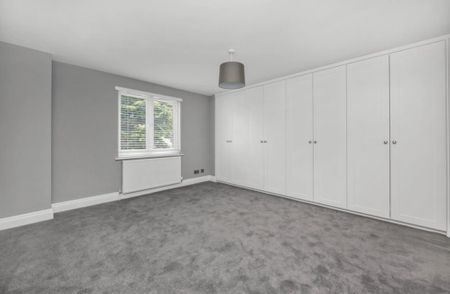 4 Bed End Terrace, Rainbow Avenue, E14 - Photo 4