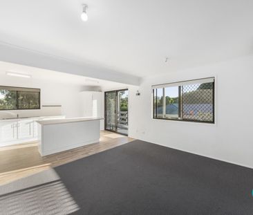 18 Waters Street, Waterford West QLD 4133 - House For Rent | Domain - Photo 3