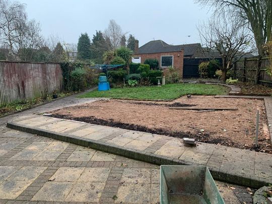 3 bedroom semi-detached house to rent - Photo 1