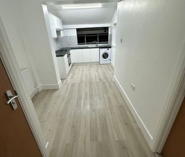 Room in a Shared House, Shelbourne Road, N17 - Photo 4