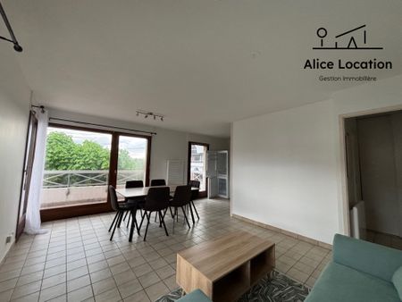Location Appartement 3 pièces 64m² THONON LES BAINS 74200 - Photo 3