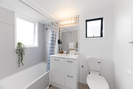 10A Lewis Street, Blockhouse Bay - Photo 3