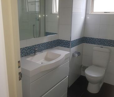 Parnell, 2 bedrooms + office - Photo 3