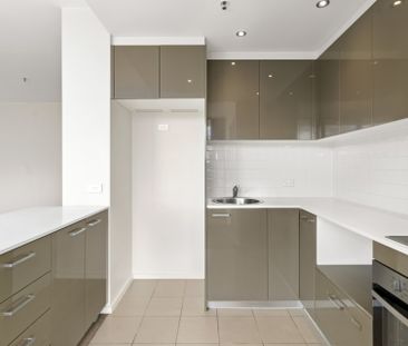 One Bedroom In Perfect Location! - Photo 6