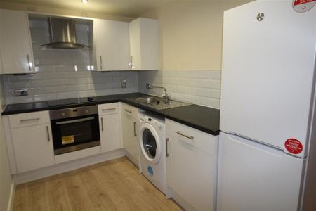 2 bedroom apartment to rent - Photo 4