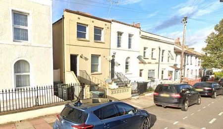 Wellington Street, Gravesend, Kent, DA12 - Photo 3