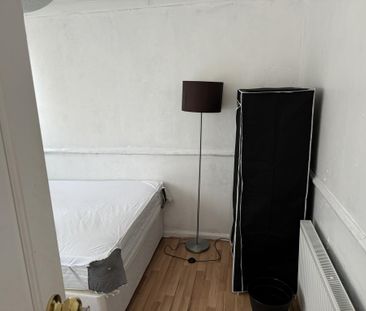 3 bedroom house share to rent - Photo 6